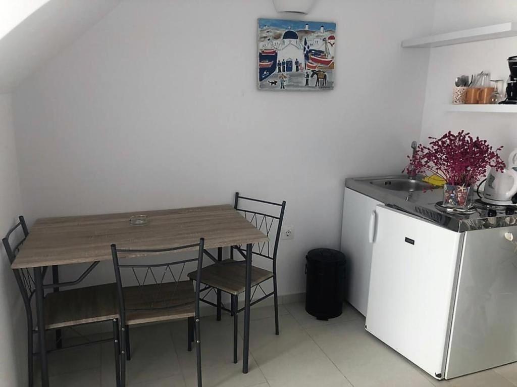 Anna Apartment Megali Ammos  Exterior photo
